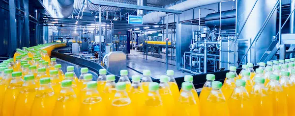 ỐNG NHỰA CHO NHÀ MÁY NƯỚC GIẢI KHÁT: PHÂN TUYẾN ĐÚNG ĐỂ ĐẢM BẢO VỆ SINH VÀ VẬN HÀNH ỔN ĐỊNH 2 Đường thoát trong nhà máy phải ưu tiên khả năng vệ sinh